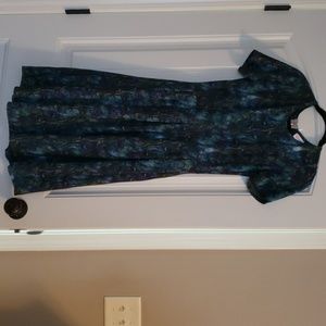 Medium LulaRoe Peacock Amelia